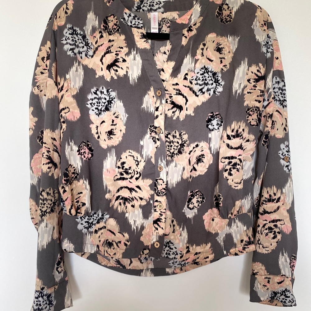Silky Gray Floral Abstract Long Sleeve Button Down
